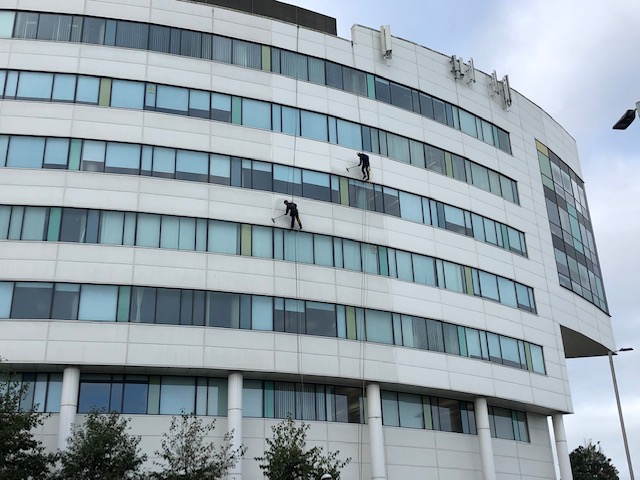 Abseiling Cladding cleaning